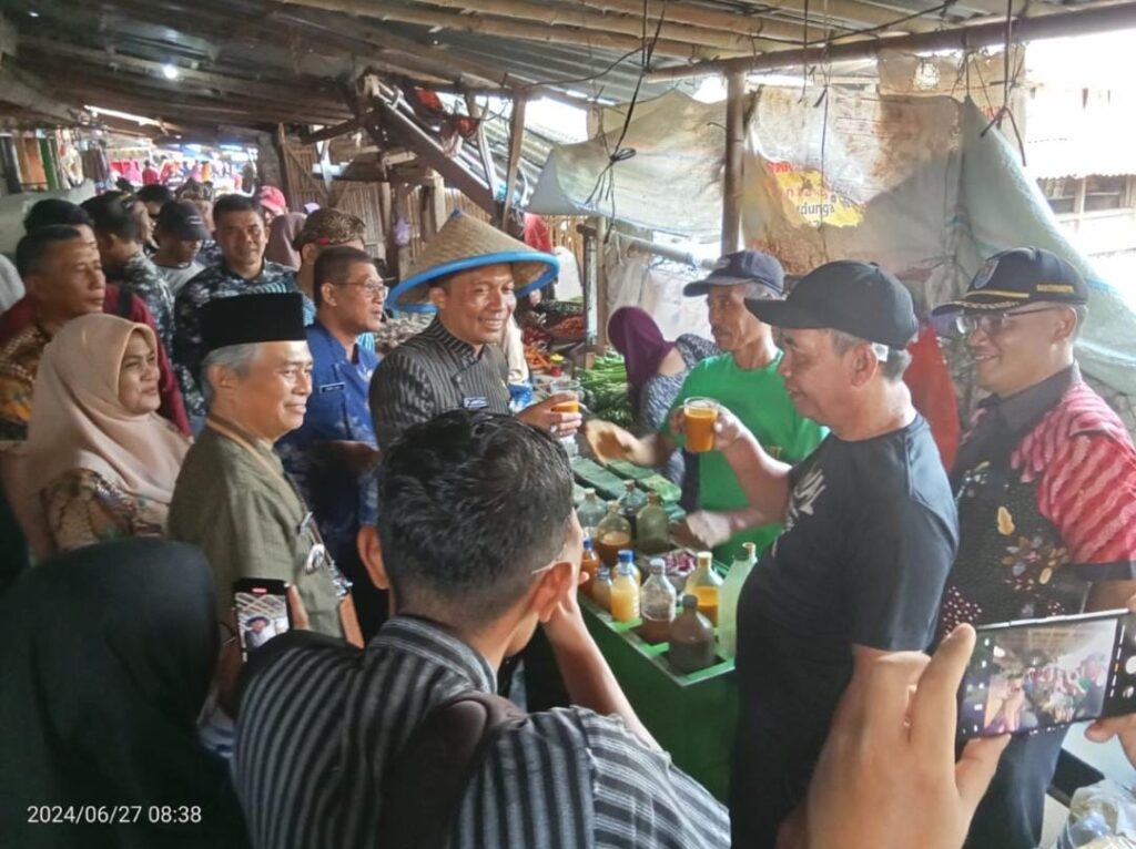 Keramaian Pasar