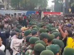 Mahasiswa Demo di Thamrin–Bundaran HI