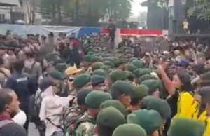 Mahasiswa Demo di Thamrin–Bundaran HI