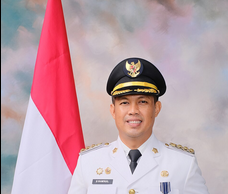 Menjelang Tuntutan Bupati Cilacap Nonaktif